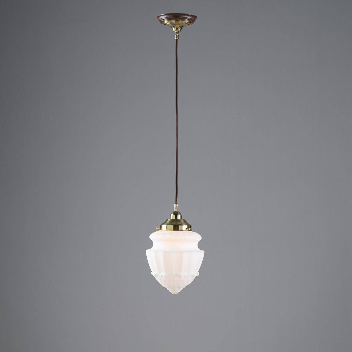 Chelsea 8" Shade Cloth Cord Suspension, Polished Brass