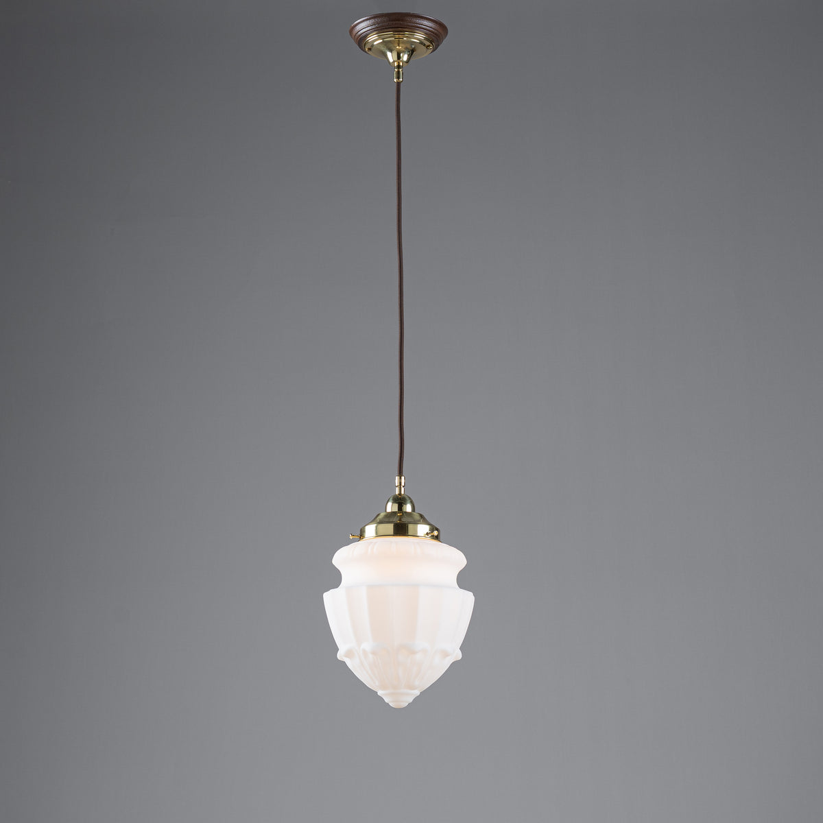 Chelsea 8" Shade Cloth Cord Suspension, Polished Brass