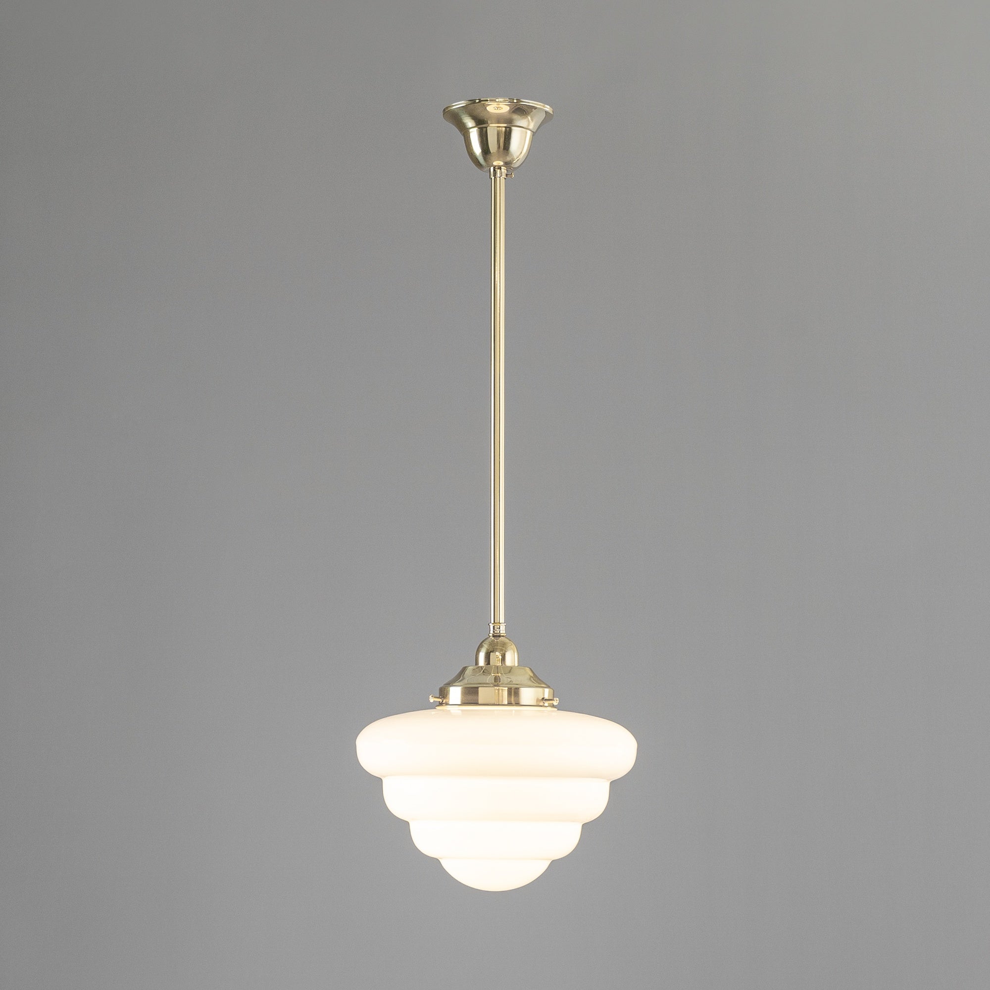 Beehive Opal Gloss Glass on Rod Set 1/2" 1/2m, Polished Brass