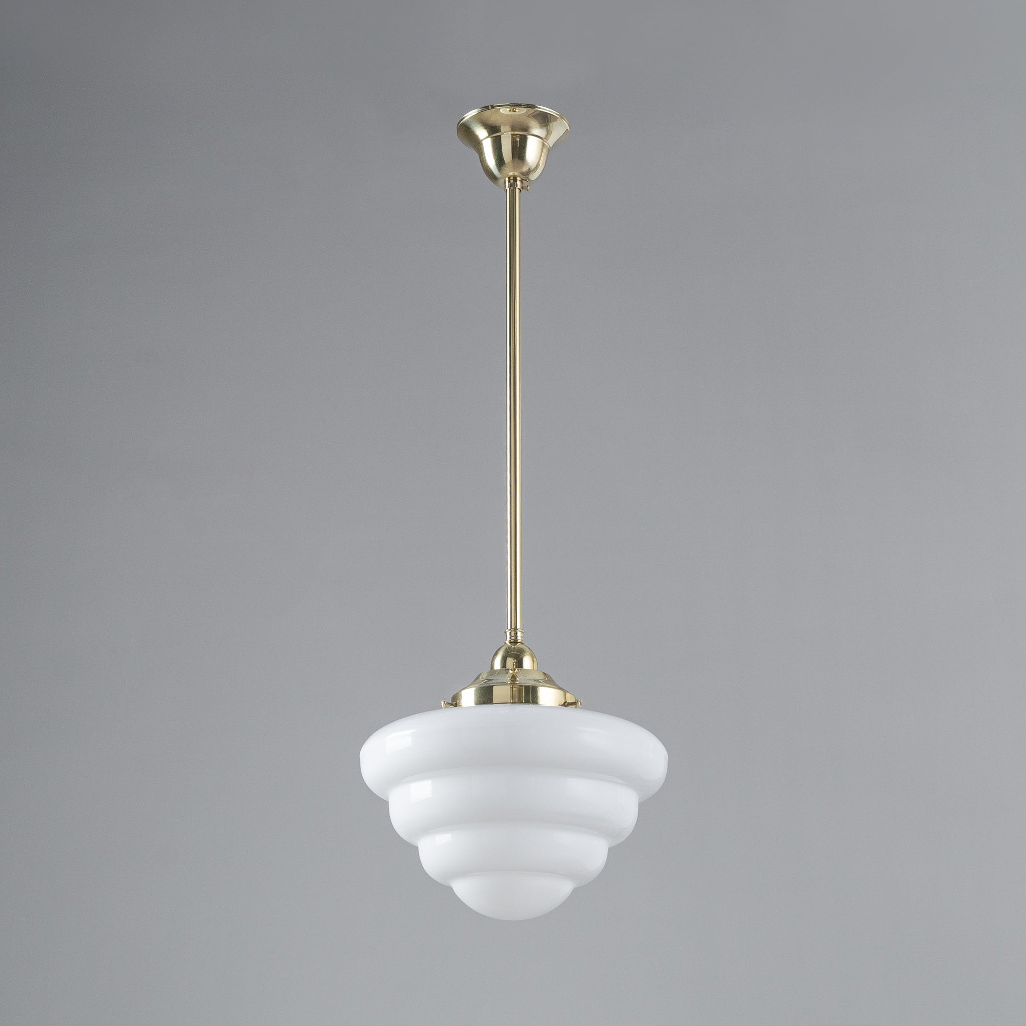 Beehive Opal Gloss Glass on Rod Set 1/2" 1/2m, Polished Brass