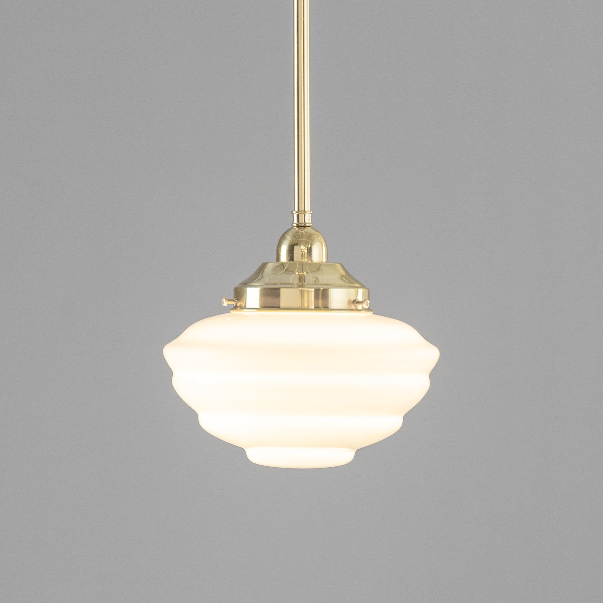Cannes Opal Gloss Glass on Rod Set 1/2" 1/2m, Polished Brass