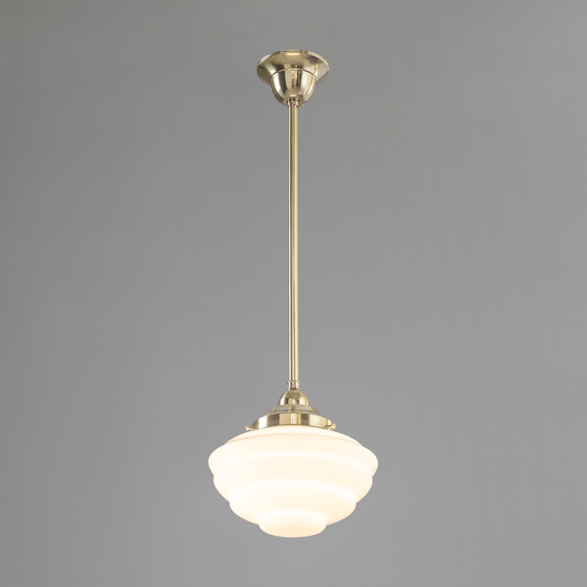 Cannes Opal Gloss Glass on Rod Set 1/2" 1/2m, Polished Brass