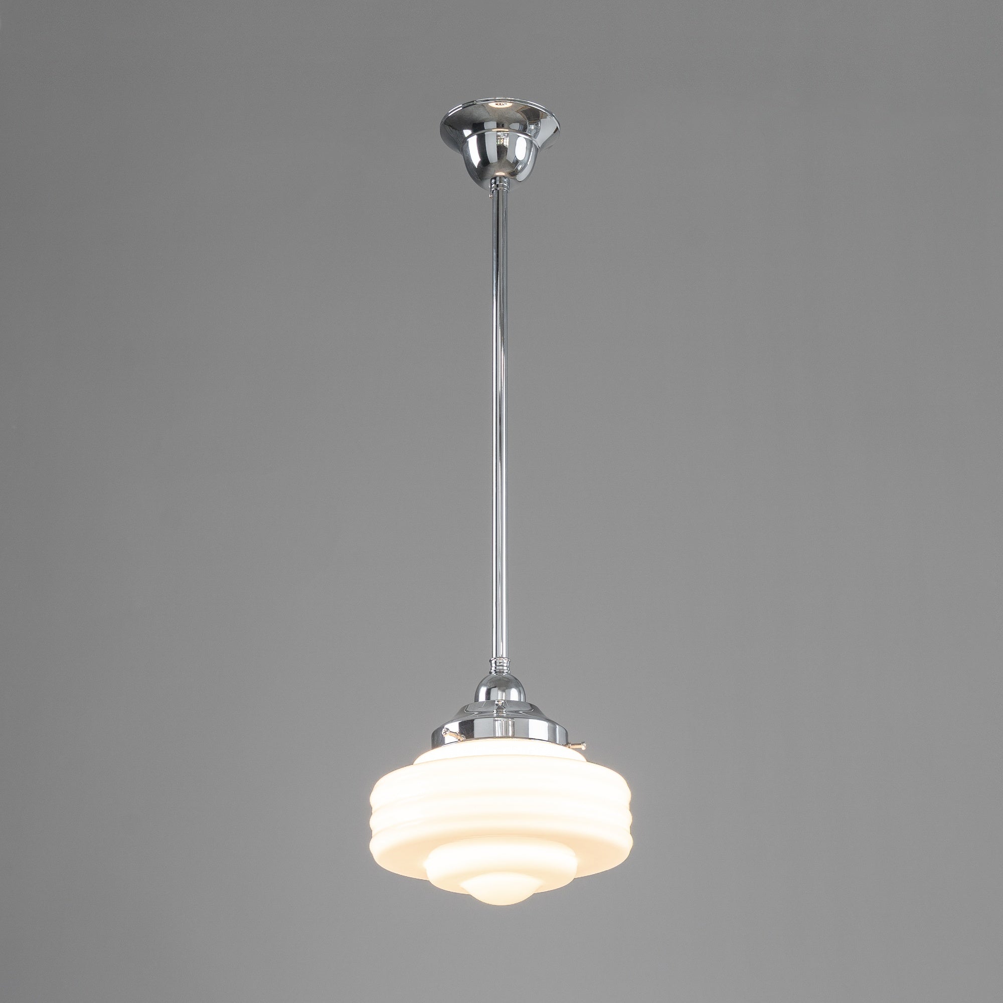 Chateau Opal Gloss Glass on Rod Set 1/2" 1/2m, Chrome
