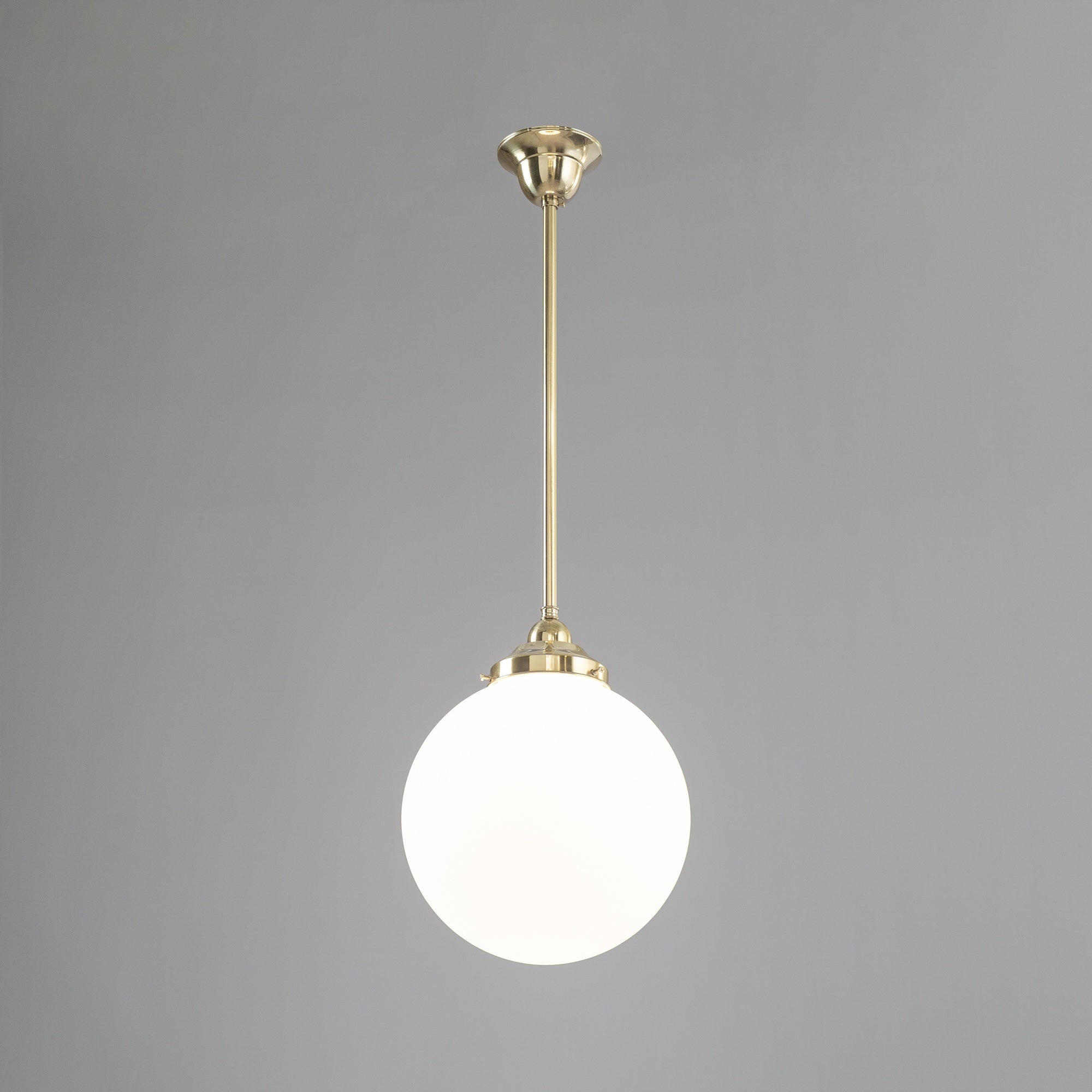 Sphere 10" Opal Matte Glass on Rod Set 1/2" 1/2m, Polished Brass