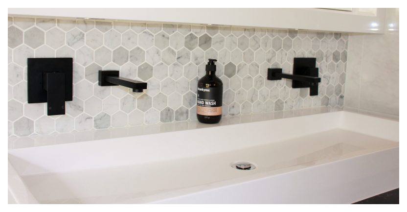 Square Wall Mixer, Matte Black