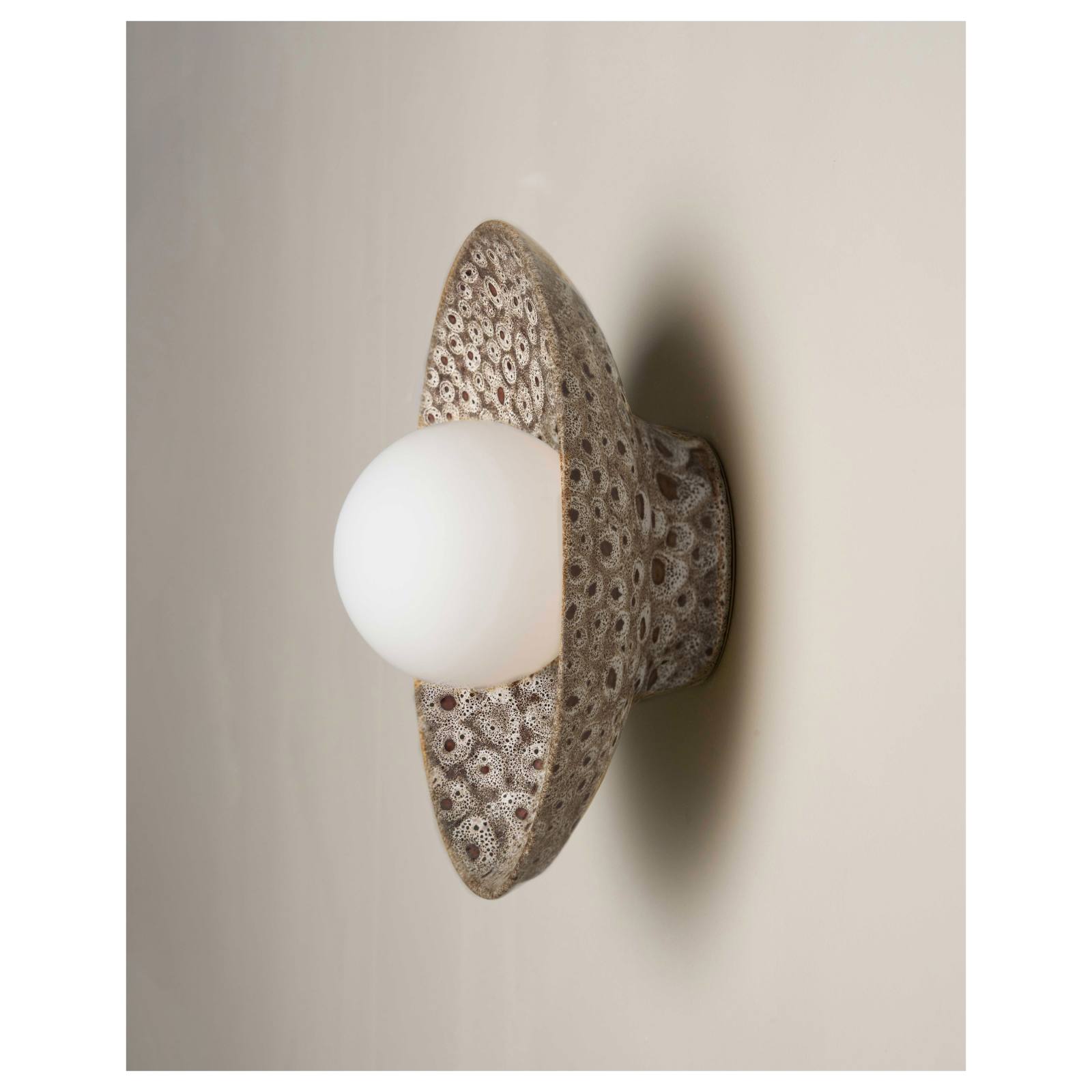 Dish Wall Sconce, White Ochre
