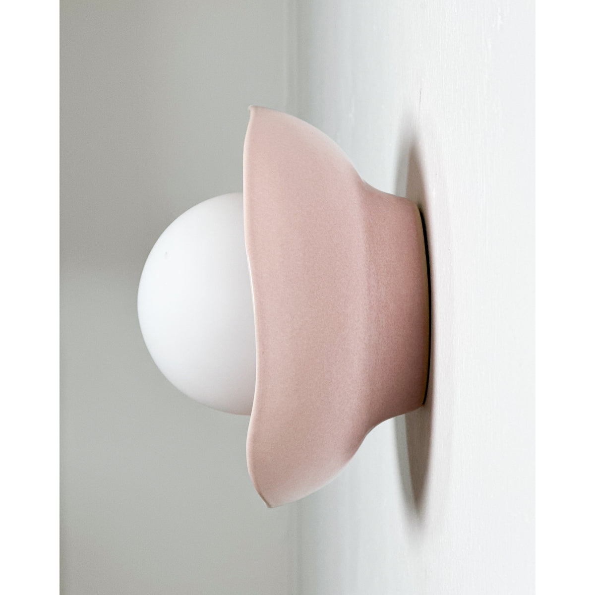 Shell Wall Sconce, Rose Quartz
