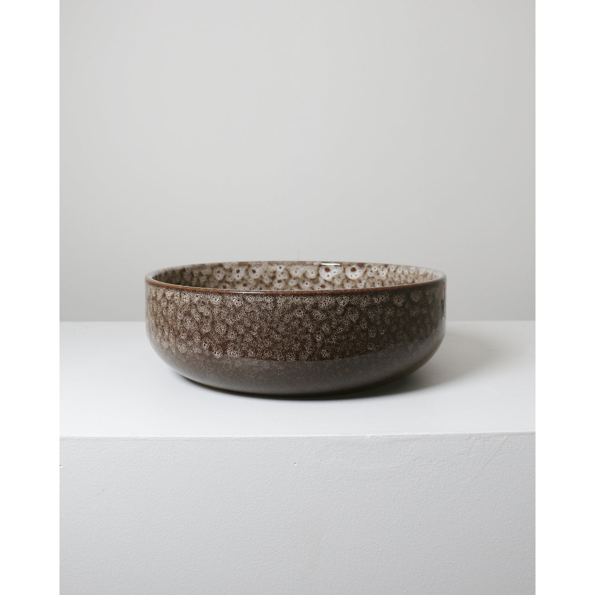 Clay 300 Dish Basin, White Ochre