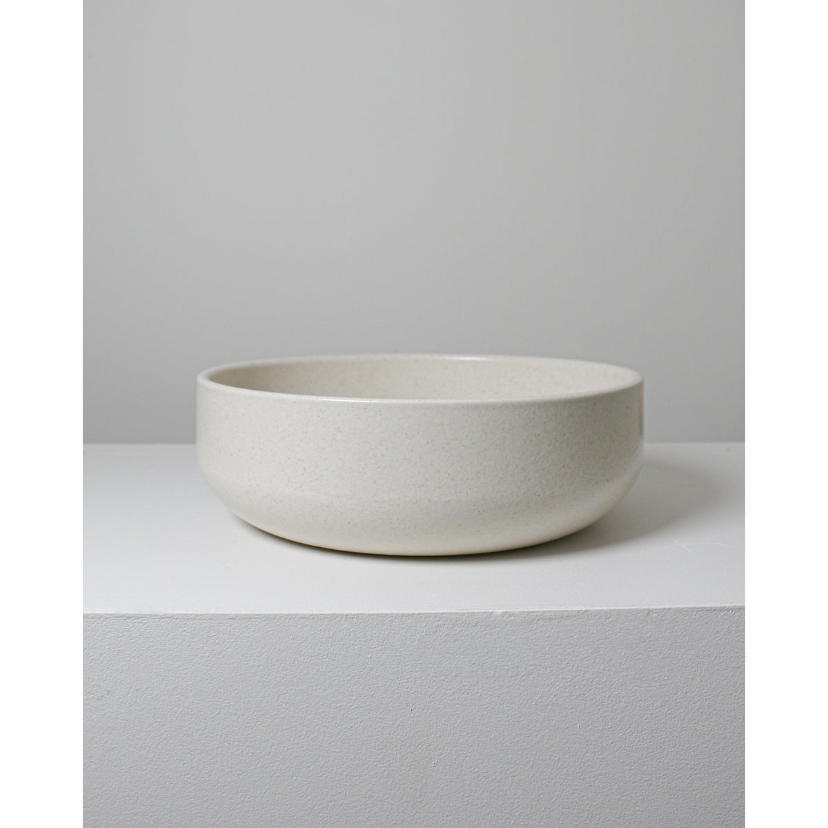 Clay 300 Dish Basin, Poppyseed