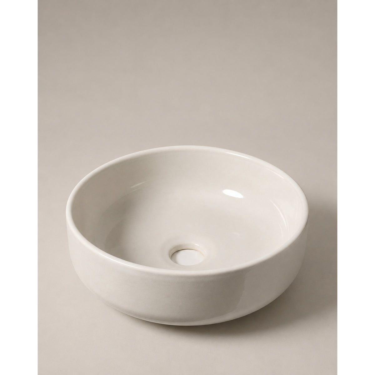 Clay 300 Dish Basin, Coast