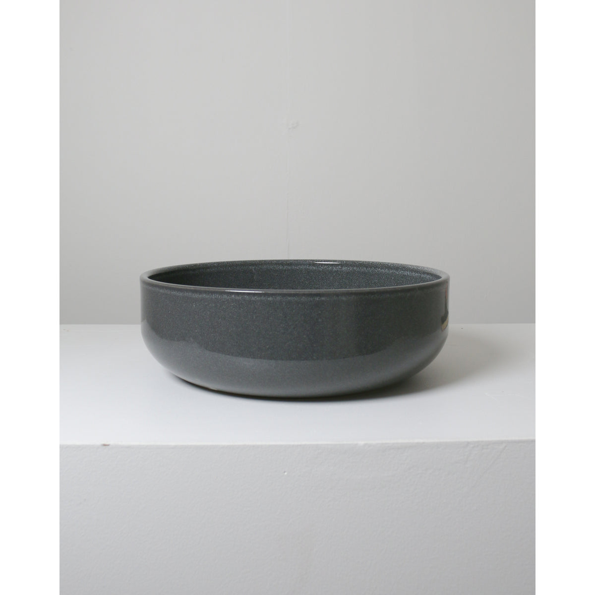 Clay 300 Dish Basin, Storm