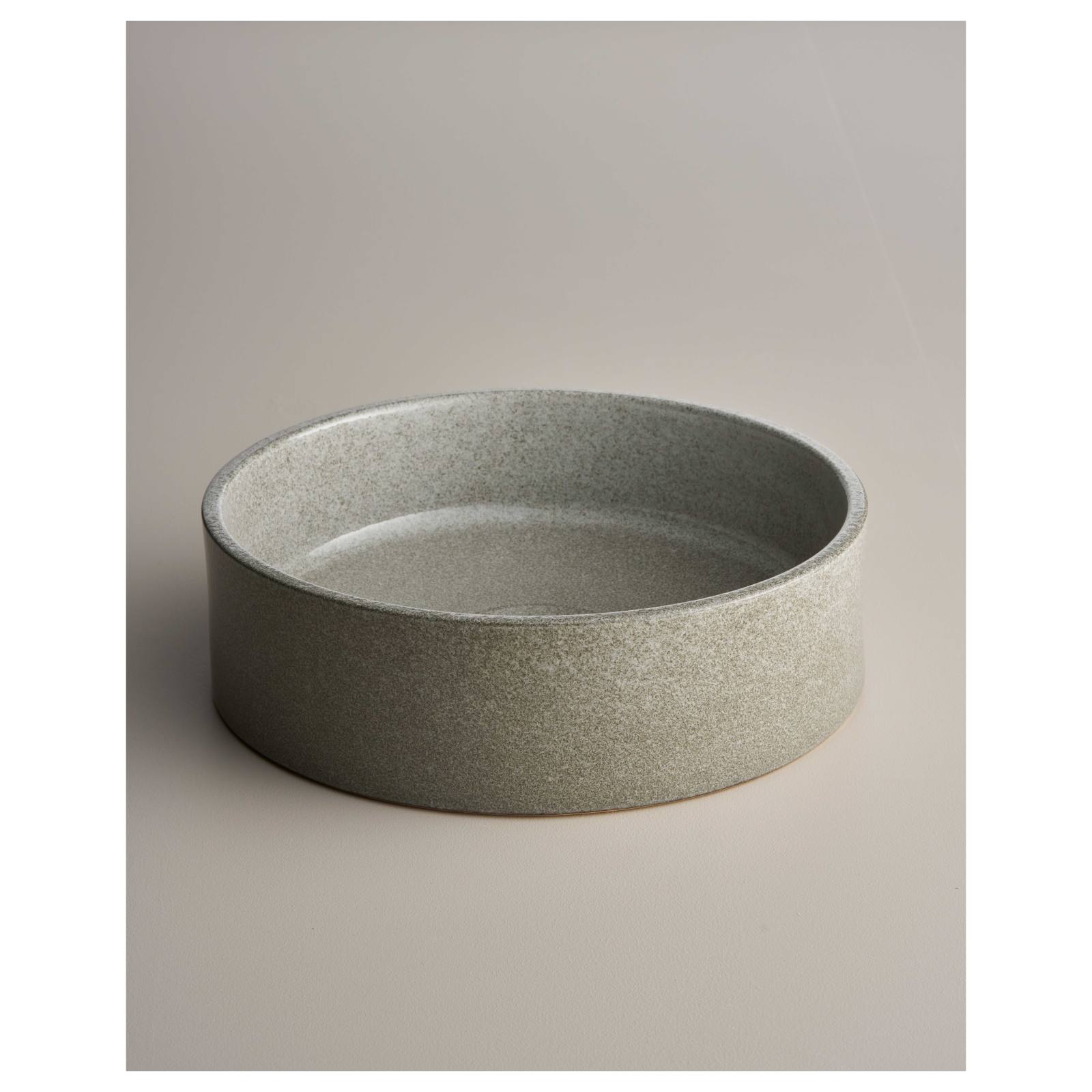 Clay 350 Round Basin, Rivergum