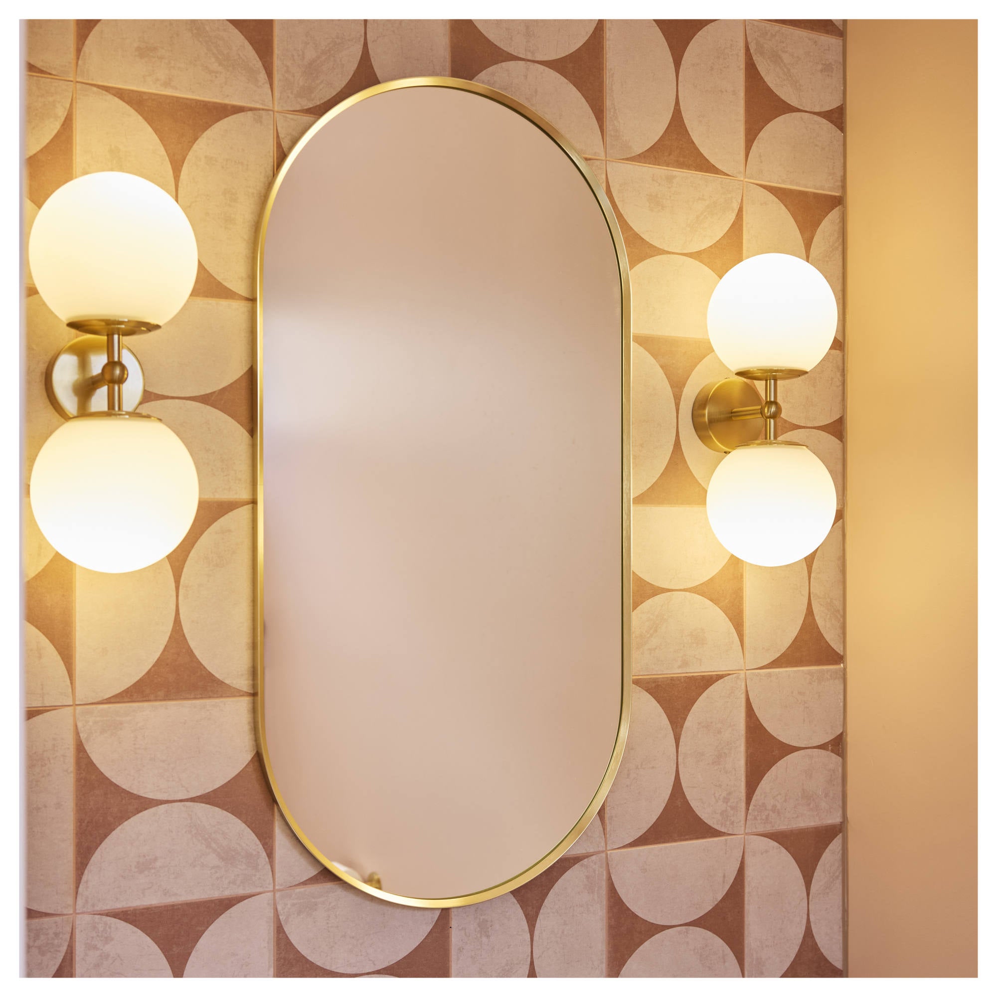 Eterna 2 Lights Wall Lamp, Antique Gold with Clear Glass