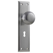 Richmond Knob Lock Set, Satin Chrome
