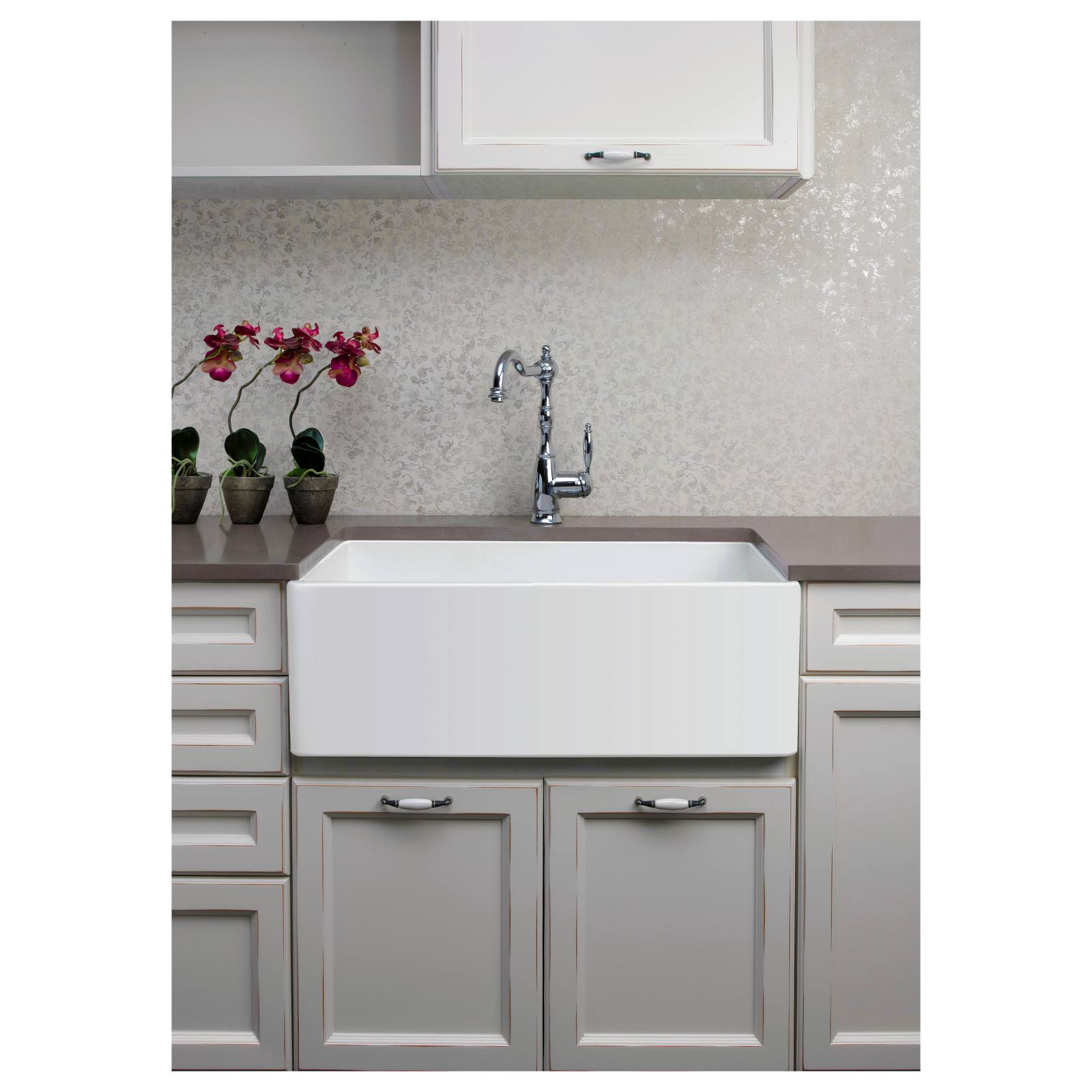 Turner Hastings Novi 76x46cm Single Fireclay Butler Sink, Gloss White