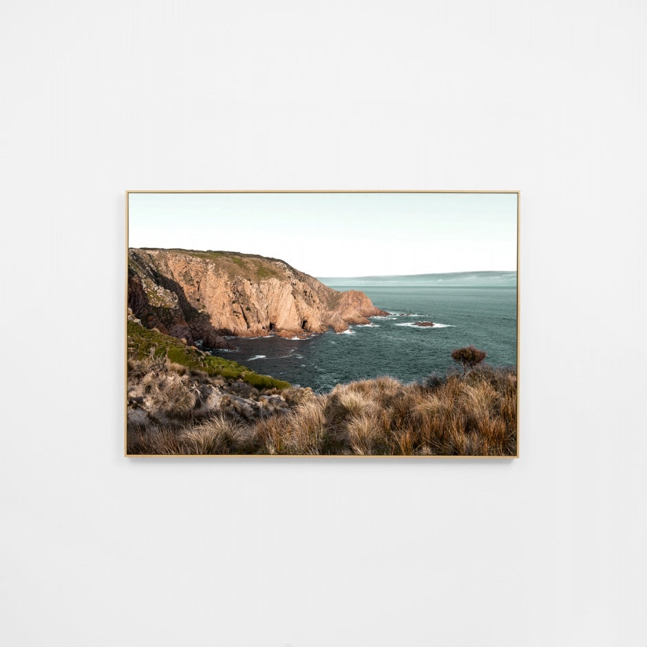 WARCOAHIKR2G_Coastal Hike Canvas 75 x 50cm, Black Smooth Synthetic Frame