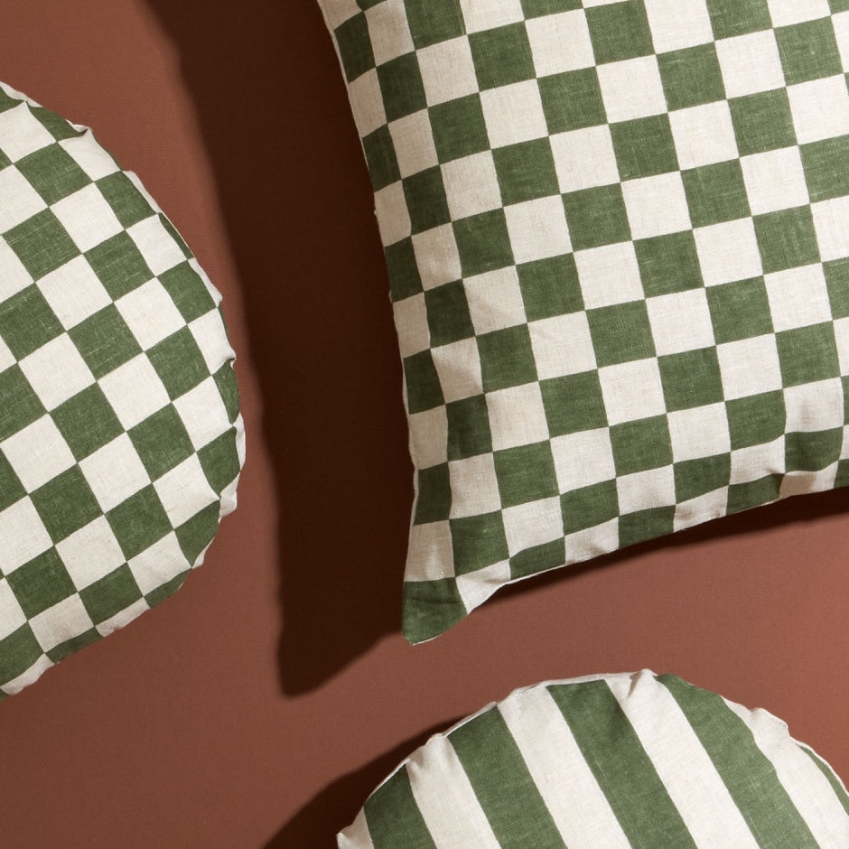 WARCUCHEOLIS_Check Olive Square Cushion