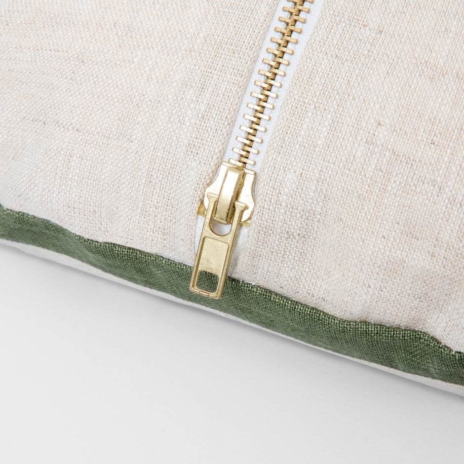 WARCUSTROLIS_Stripe Olive Square Cushion