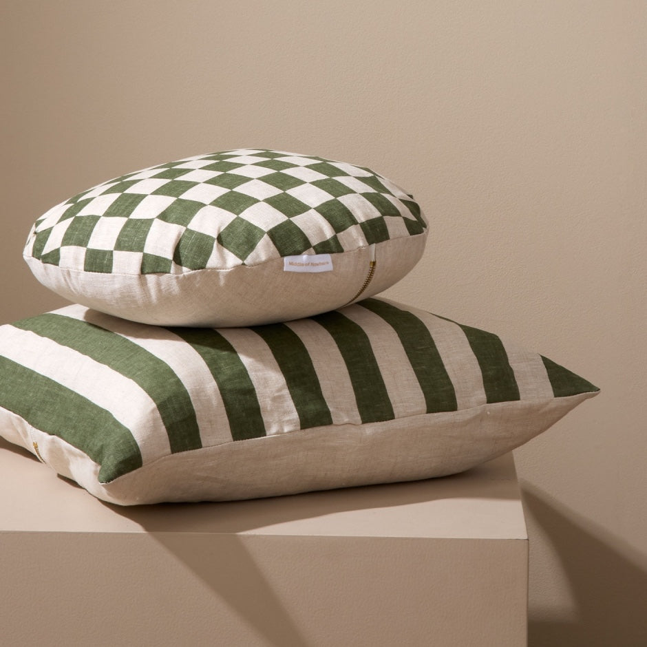 WARCUSTROLIS_Stripe Olive Square Cushion