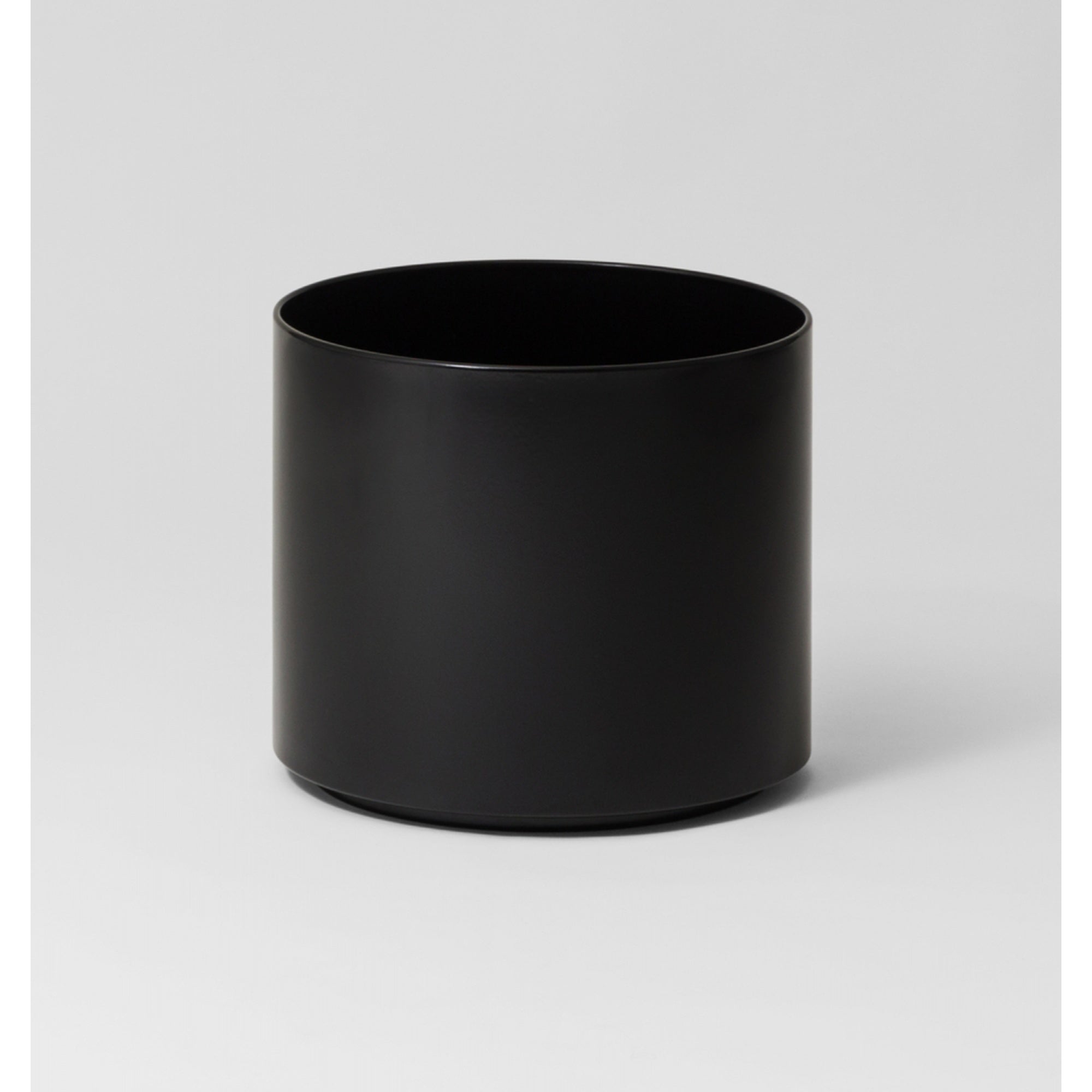 Medium Benny Planter, Black