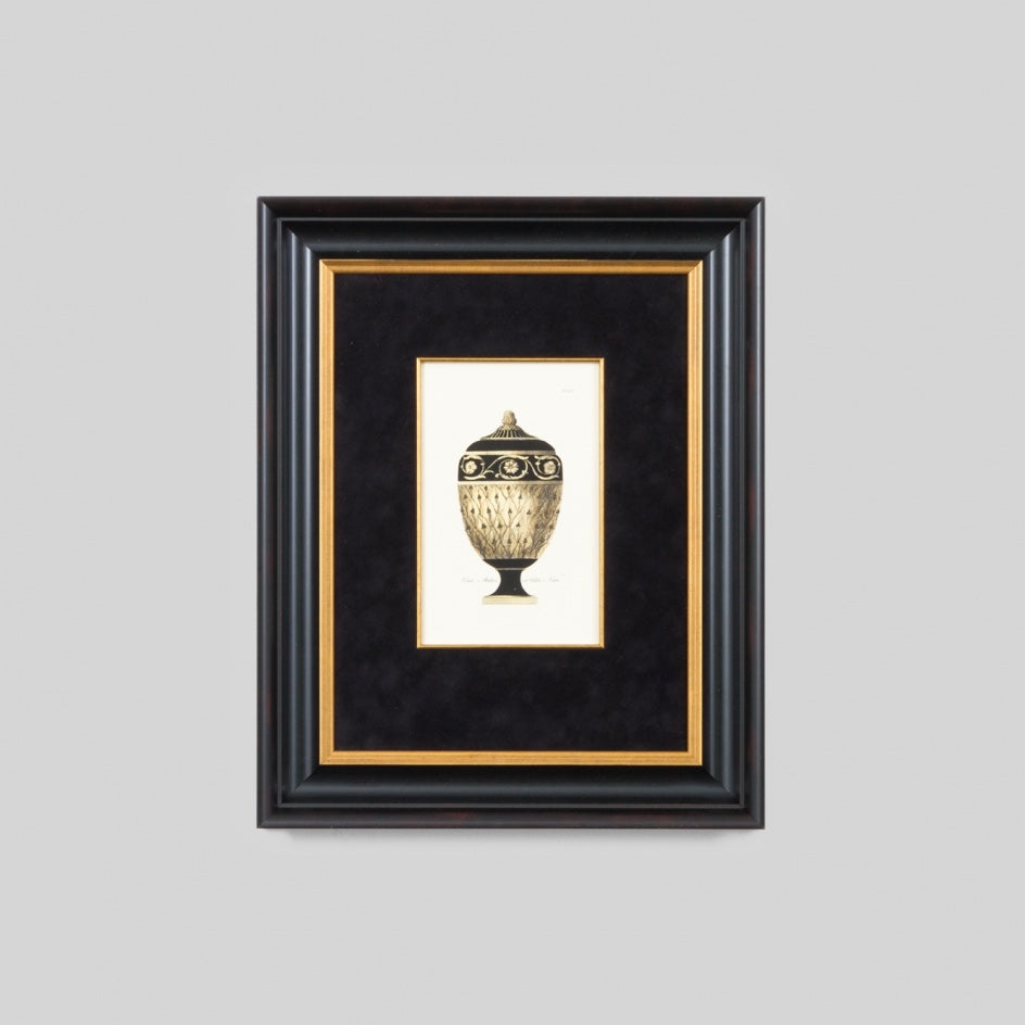 WARFEVAS16B1_Vase Plate Black XVI