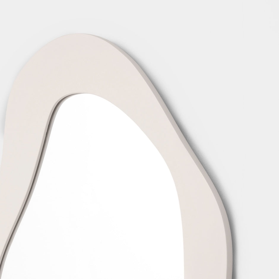WARMFAURA65S_Aura Shell Mirror 65 x 85