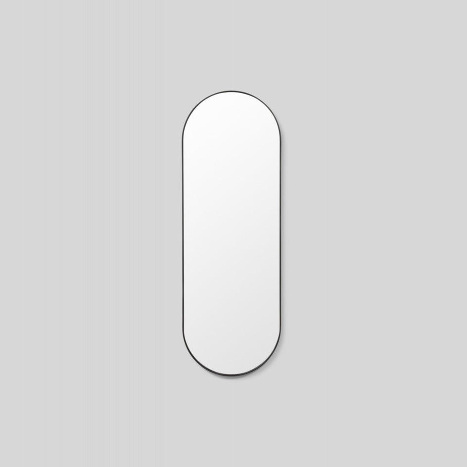 WARMFBJOOLB_Bjorn Oval Large Black Mirror