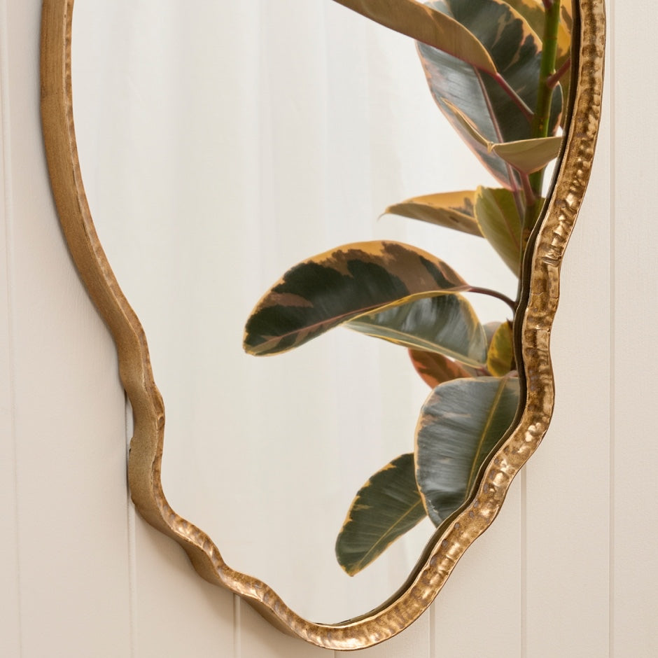 WARMFBOUG_Boutique Gold Mirror