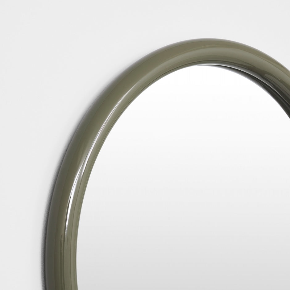 WARMFGERG8OL_Gertrude Round Gloss Olive Mirror 80cm