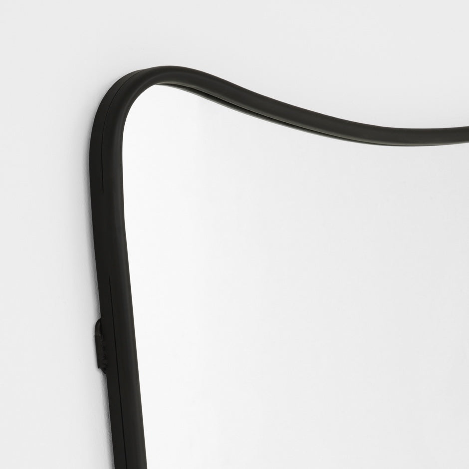 WARMFPIERRBL_Pierre Black Mirror