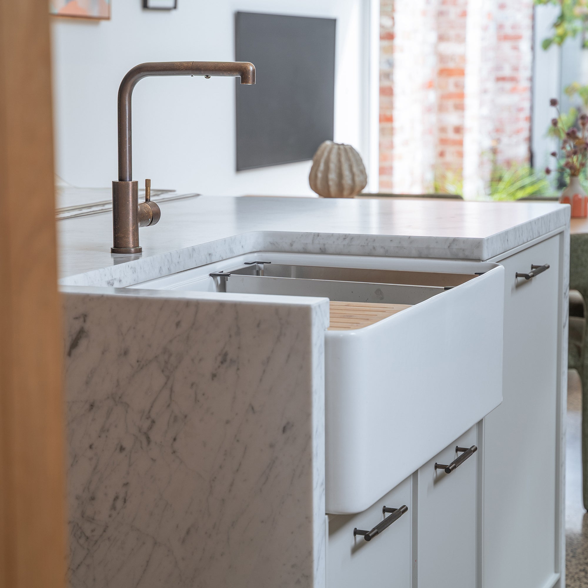 Cornwall Premium 83.5x50.8x25.4cm Double Fireclay Sink, White